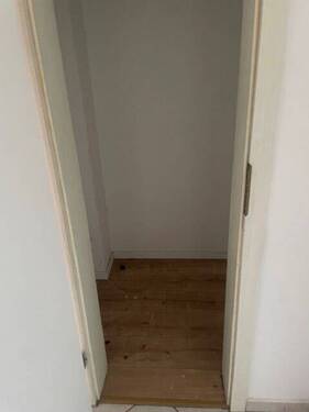 Abstellkammer - 