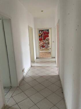 Flur - 3 Zimmer Etagenwohnung zur Miete in Altenburg