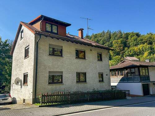 Hausansicht - Attraktives Mehrfamilienhaus in Mörlenbach-Weiher - freie Wohnung zur Neuvermietung oder Eigenbedarf