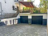 Garagen - 8 Zimmer Mehrfamilienhaus, Wohnhaus zum Kaufen in Mörlenbach