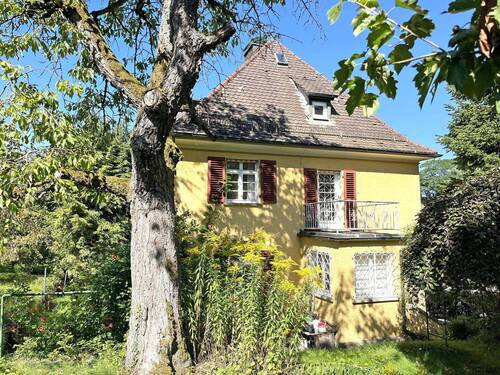 Außen - 7 Zimmer Einfamilienhaus in Kulmbach