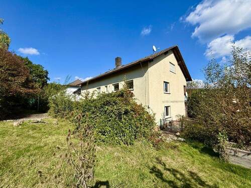 Hausansicht III - 7 Zimmer Mehrfamilienhaus, Wohnhaus in Mörlenbach / Bonsweiher