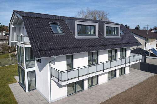 Außenansicht - 1 Zimmer Mehrfamilienhaus, Wohnhaus zum Kaufen in Ottobrunn