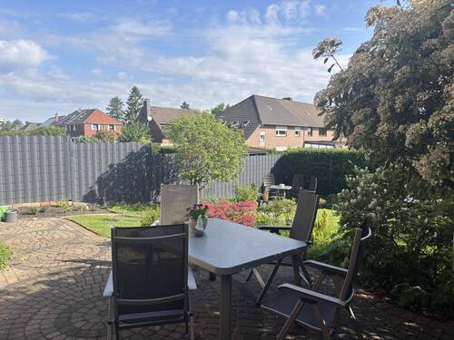 Terrasse und Garten - Doppelhaushälfte mit 110,00 m&sup2; in Krefeld zum Kaufen