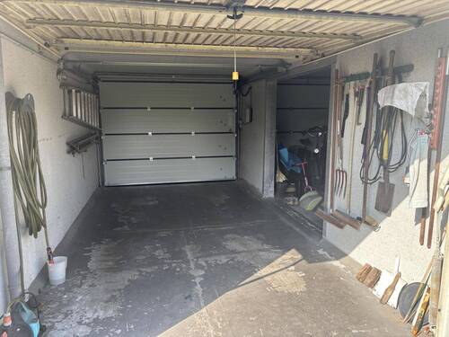 Garage - 