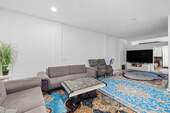 wohnzimmer-1.jpg - 2 Zimmer Etagenwohnung zum Kaufen in Augsburg
