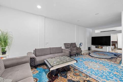 wohnzimmer-1.jpg - 2 Zimmer Etagenwohnung zum Kaufen in Augsburg