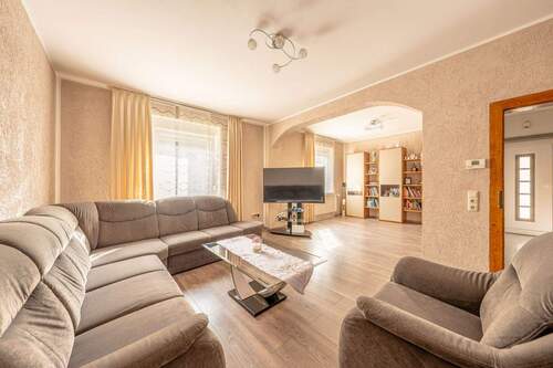 Wohnzimmer - Doppelhaushälfte mit 132,80 m² in Dortmund zum Kaufen