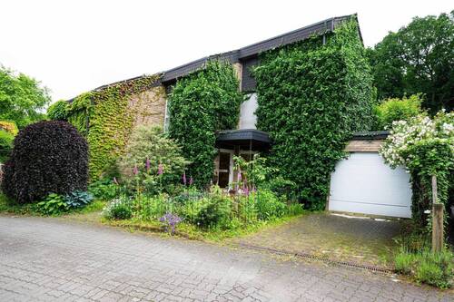 Straßenansicht 1 - 6 Zimmer Einfamilienhaus zum Kaufen in Werne