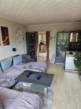 Wohnzimmer - Etagenwohnung mit 62,30 m&sup2; in Schenefeld zum Kaufen