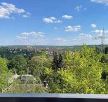Lichtdurchflutete sonnige große 1 ZW Süd- Balkon mit Weitblick Wü,- Lengfeld, Schlafnische, sep. Küche, Bad neu renoviert - Würzburg