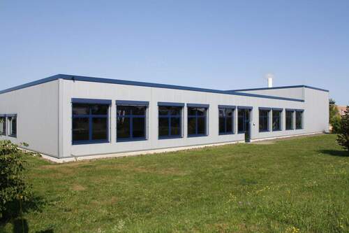 Ostansicht - Halle in Erndtebrück zum Kaufen