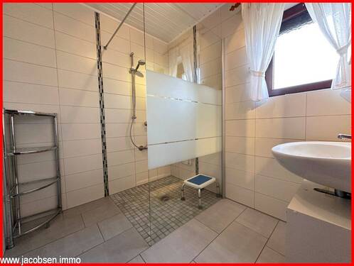 Badezimmer im Erdgeschoss - 