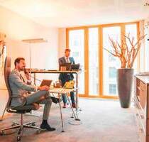 Moderner Offener Arbeitsplatz mit Fleetblick, 247 Zugang & Adresse - Hamburg Neustadt