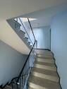 Treppen.jpeg - Etagenwohnung mit 102,00 m² in Weiden in der Oberpfalz zum Kaufen