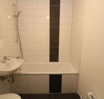 Schickes Nest sucht Nachwuchs...helle 4-RW mit Wanne u. Balkon!!! - Freiberg
