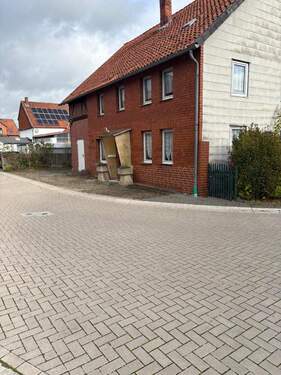 Bild 5 - 7 Zimmer Einfamilienhaus zum Kaufen in Hildesheim