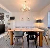 Wohnen und Arbeiten in einem Haus: 120 qm Wohnen, 30 qm Büro, Terrasse - Haan