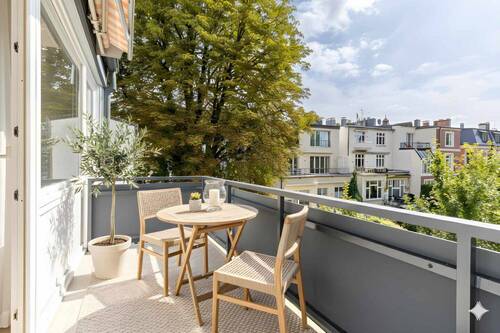 Balkon 3D Möbel - Etagenwohnung mit 70,80 m&sup2; in Hamburg zum Kaufen