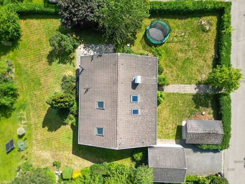 Vogelperspektive - 7 Zimmer Einfamilienhaus zum Kaufen in Donaueschingen