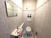 9-WC - 