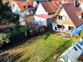 Drohnenbild - Charmante Doppelhaushälfte mit großzügigem Garten in begehrter Lage von Wangen