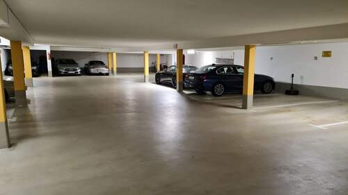 Tiefgarage - 