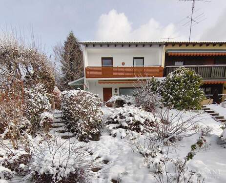 Außenansicht/Garten - 7 Zimmer Reihenendhaus in Freudenstadt