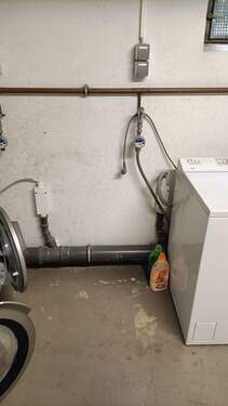 Waschmaschinenstellplatz.jpg - 