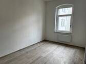 Zimmer 1 - 4 Zimmer Etagenwohnung zur Miete in Aue