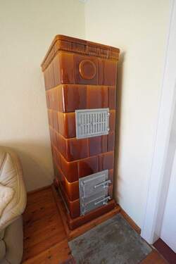 Kachelofen Zimmer 2 - 