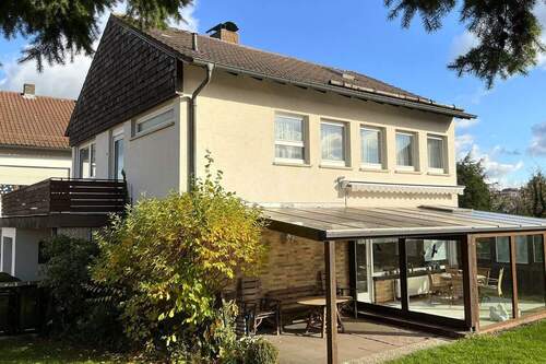 Titel - 5 Zimmer Einfamilienhaus zum Kaufen in Künzell