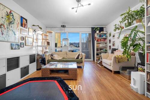 Wohnzimmer - 2 Zimmer Etagenwohnung in Mainz