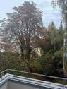 Blick ins Grüne von dem Balkon - 