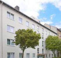 Kassel-Wehlheiden: Sehr gepflegte, helle 3-Zimmerwohnung mit großzügiger Loggia und Garage…