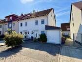 Hausansicht I - +++ Doppelhaushälfte mit Garten und Garage in Laudenbach +++