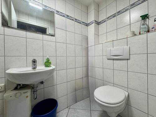 2. WC - 