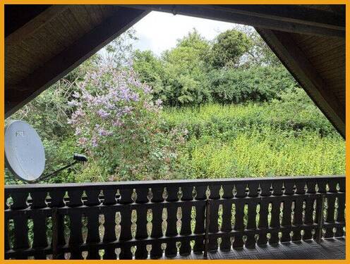 Blick v. Balkon in den Garten - 