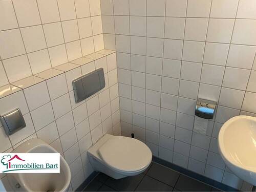 WC - 