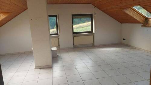 Schlafzimmer mit opt. Möbel - 