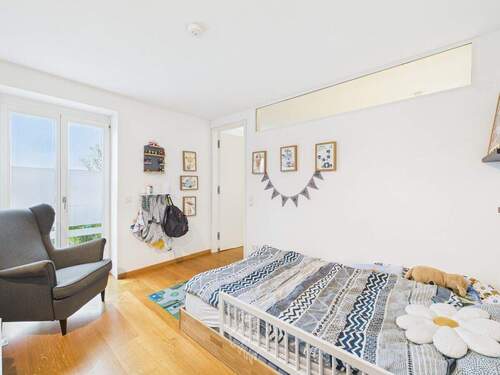 Schlafzimmer OG - 7 Zimmer Einfamilienhaus in Unterpleichfeld