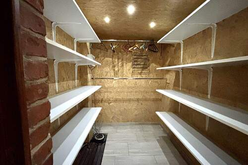 Garderobe / ehemaliger Eingang - 