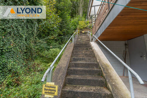 Treppe zum Garten - 