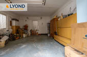 Garage - 