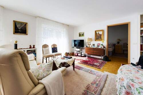 Wohn-/Essbereich - Seniorengerechte 2-Zimmer-ETW mit Küche & Balkon im betreuten Wohnen