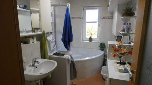 Burghammer Am Seeblick 1, ETW-Nr.3, Bad - 