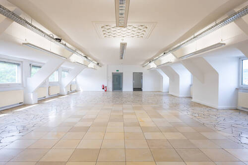 Großraumbüro Bild 2 - 3 Zimmer Büro in Würzburg