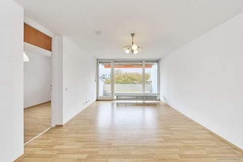 Heller Wohnbereich - Etagenwohnung mit 45,00 m² in München zum Kaufen