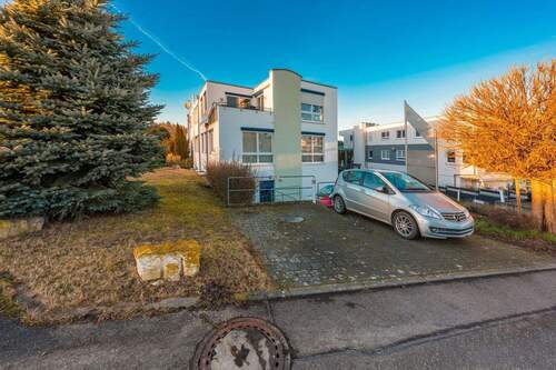 Ansicht Süd-West - 7 Zimmer Büro in Remseck am Neckar / Neckargröningen