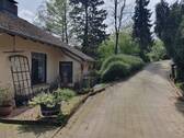 Zufahrt vom Haus aus gesehen - 